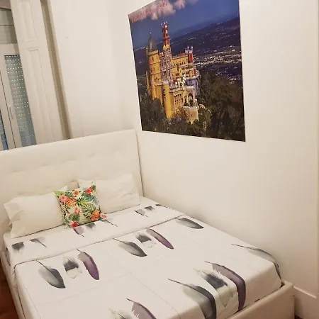 Hostel 7 Luz Lisboa